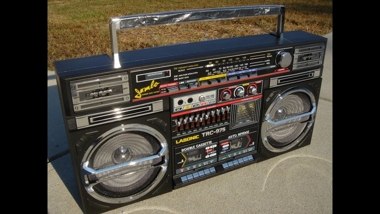 OLD SCHOOL MIX 2 (VIDEO MIX) [PLANET ROCK - JAM ON IT - RUN DMC - FAT BOYS  AND MANY MORE...]