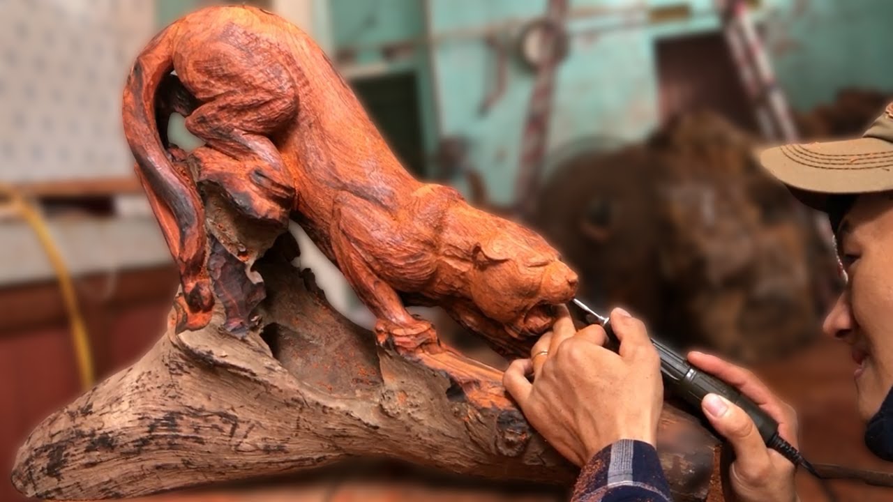 Amazing Wood carving LEOPARD - How to carve a leopard | Wood carving animals