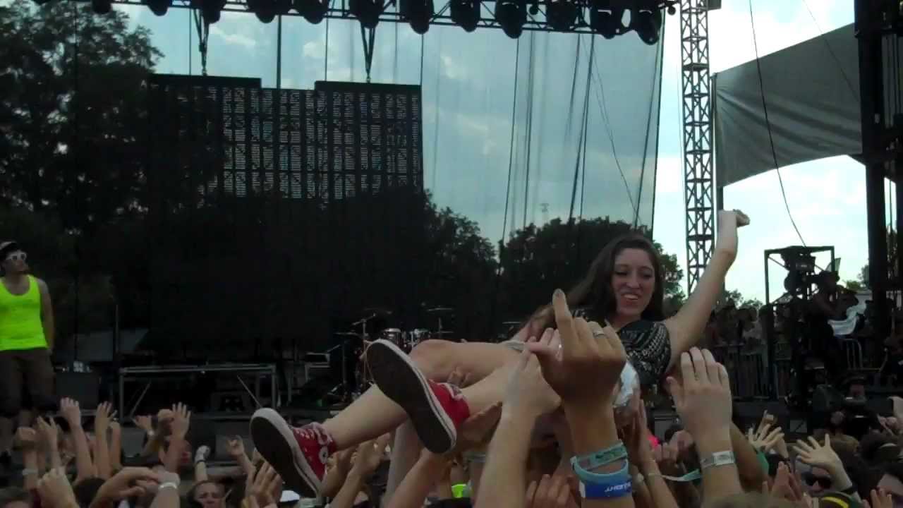 Chiddy Bang - Too Fake live w/ Xaphoon Jones @ ACL 2011 Austin, TX
