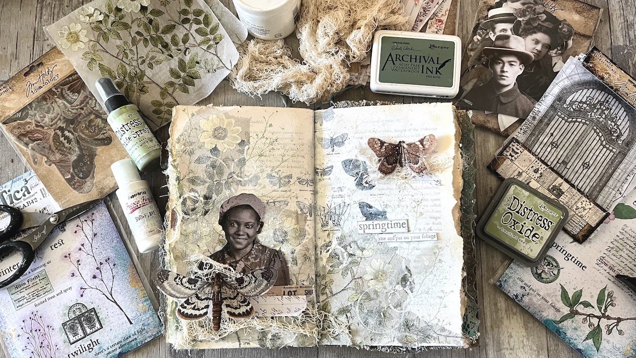 A few minutes of fun - mixed media art journal using decoupage