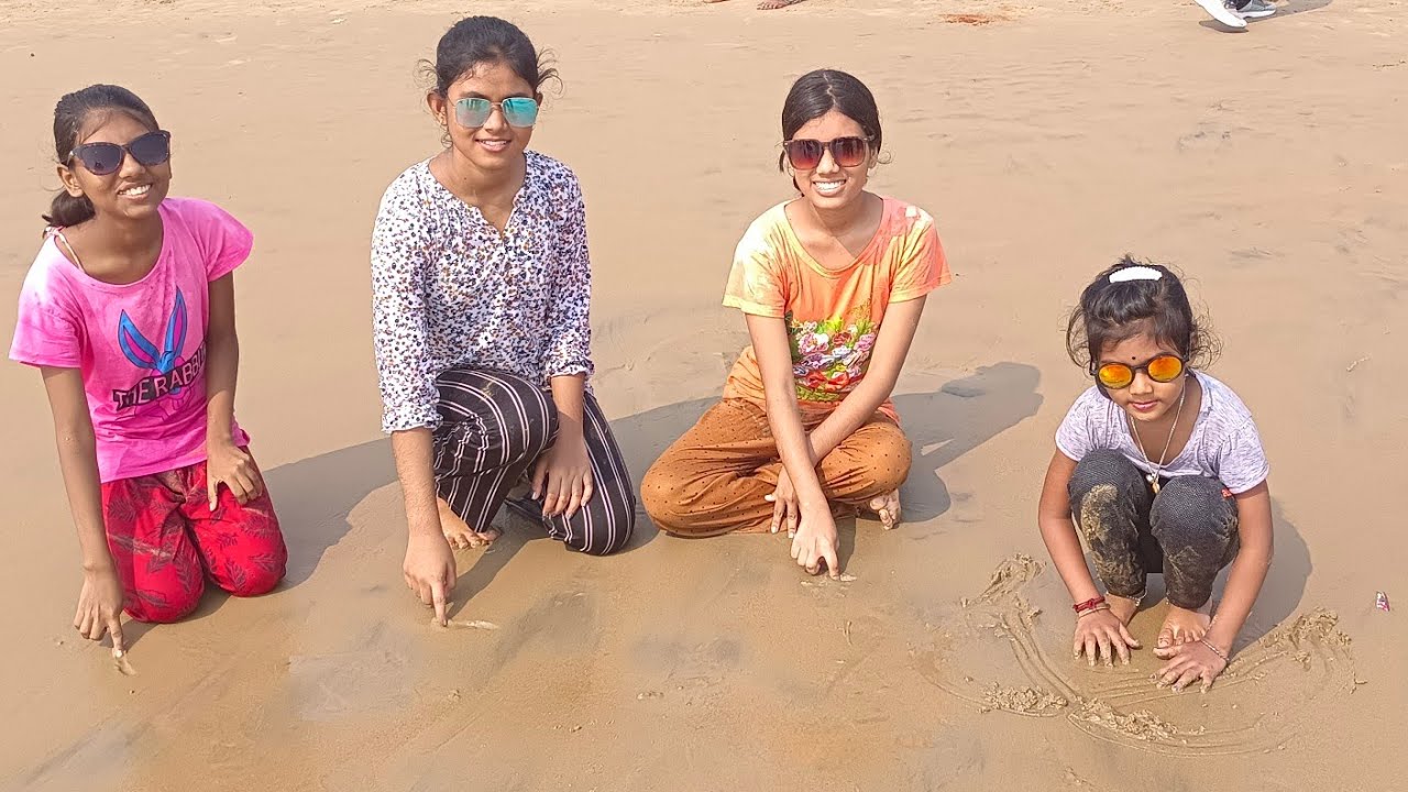 সমুদ্রের পারে ডোনা র আঁকা প্রতিযোগিতা Dona r Drawing Compilation in Sea Beach