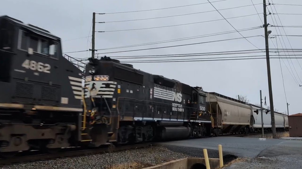 Railfanning the Norfolk Southern Reading line in Temple and Alburtis PA with a High Hood GP38