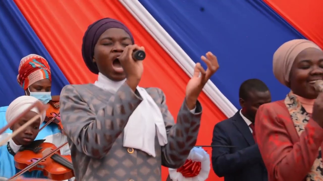 ASANTE-KAYOLE WORSHIP TEAM