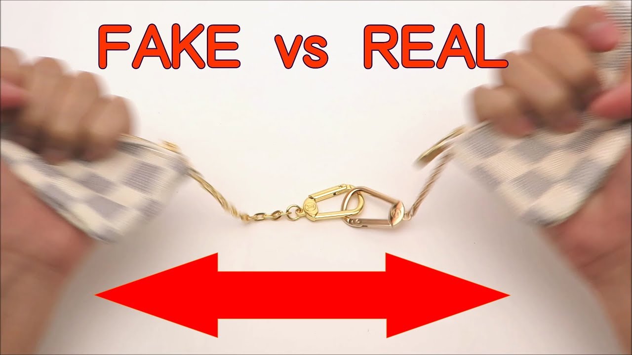 FAKE vs REAL. Louis Vuitton Damier AZUR Key Chain Coin Purse