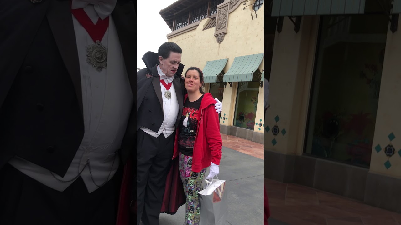 Count Dracula gives me the best Birthday Gift of my lifetime!!!!!!