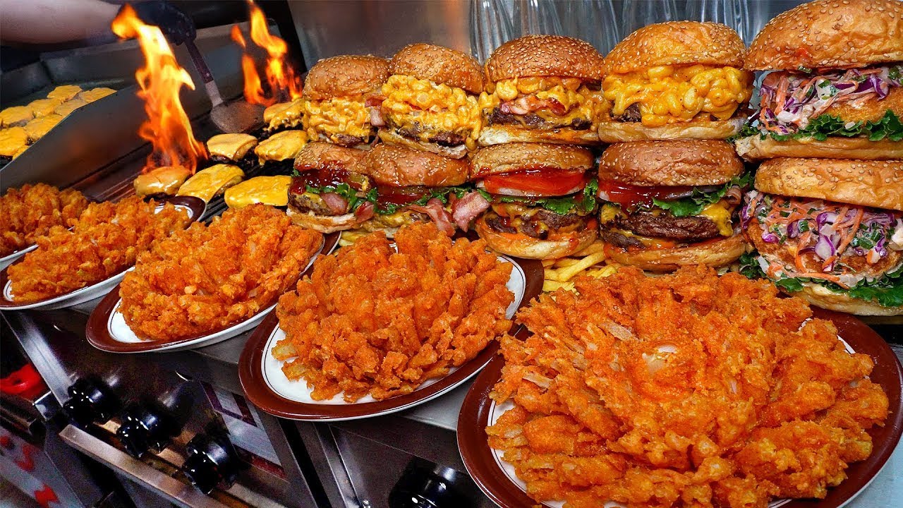 Amazing! 250℉ Grilled Cheese Burger & Fried Blooming onion! The BEST cheeseburger / KoreanStreetFood