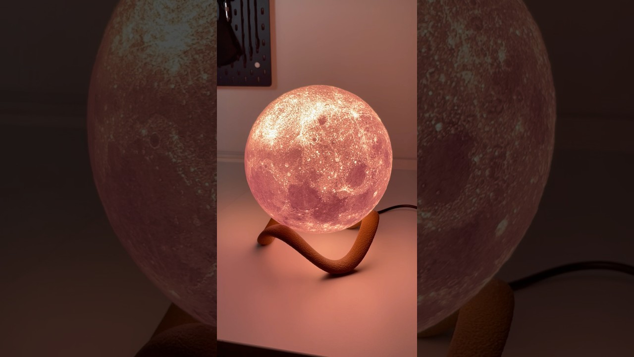 3D printed moon lamp 🌕 #3dprinting #3d #3dprinted #bambulab #diy #moon #lamp