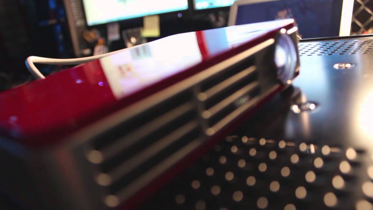 Обзор проектора Vivitek Qumi Q5