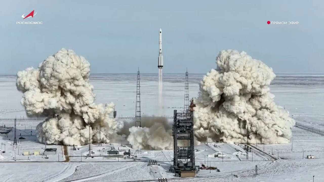 Proton-M Rocket Launches Elektro-L No.5