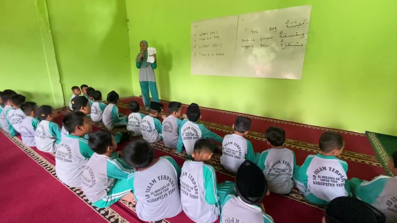 Percakapan Bahasa Inggris, Arab dan Indonesia