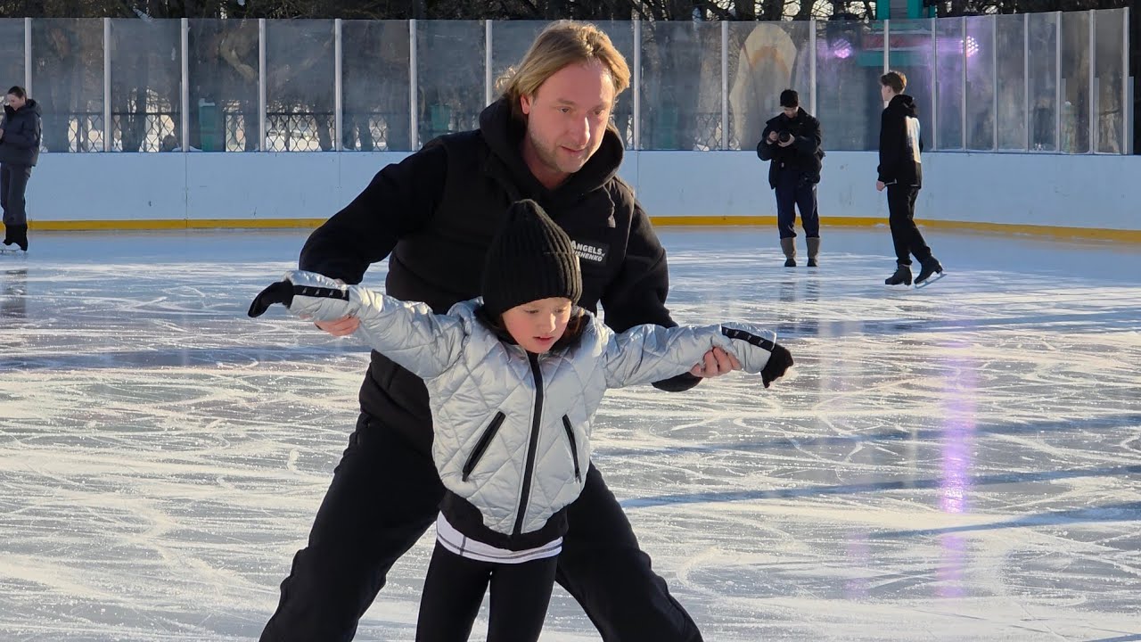 Евгений Плющенко : Все молодцы! Лучшие!  Мастер-класс от чемпиона на открытом катке