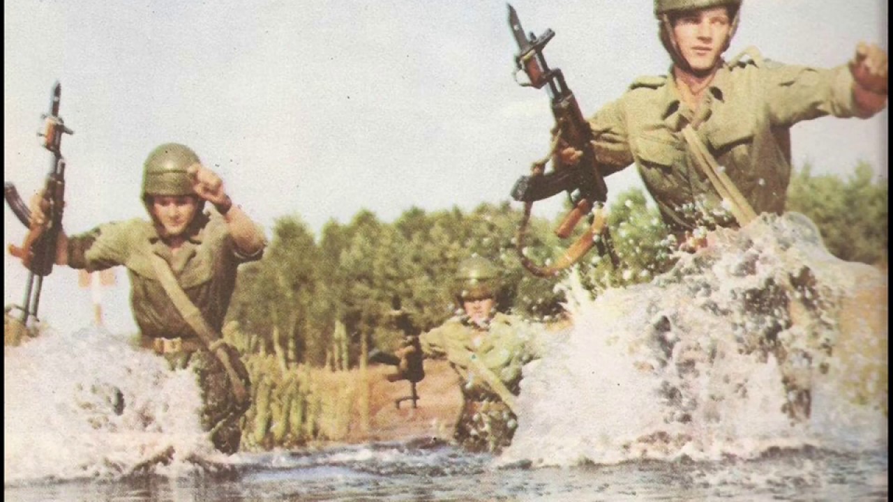 FPŻ KOŁOBRZEG 76 ,, W wojsku nie jest źle"