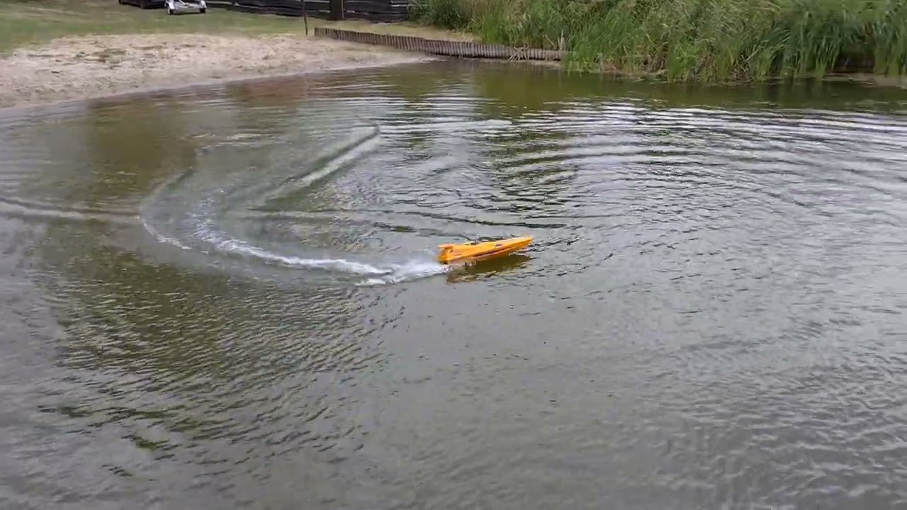 Ł&oacute;dź motor&oacute;wka RC NQD Speed X-Cyclone rc boat zdalnie sterowana