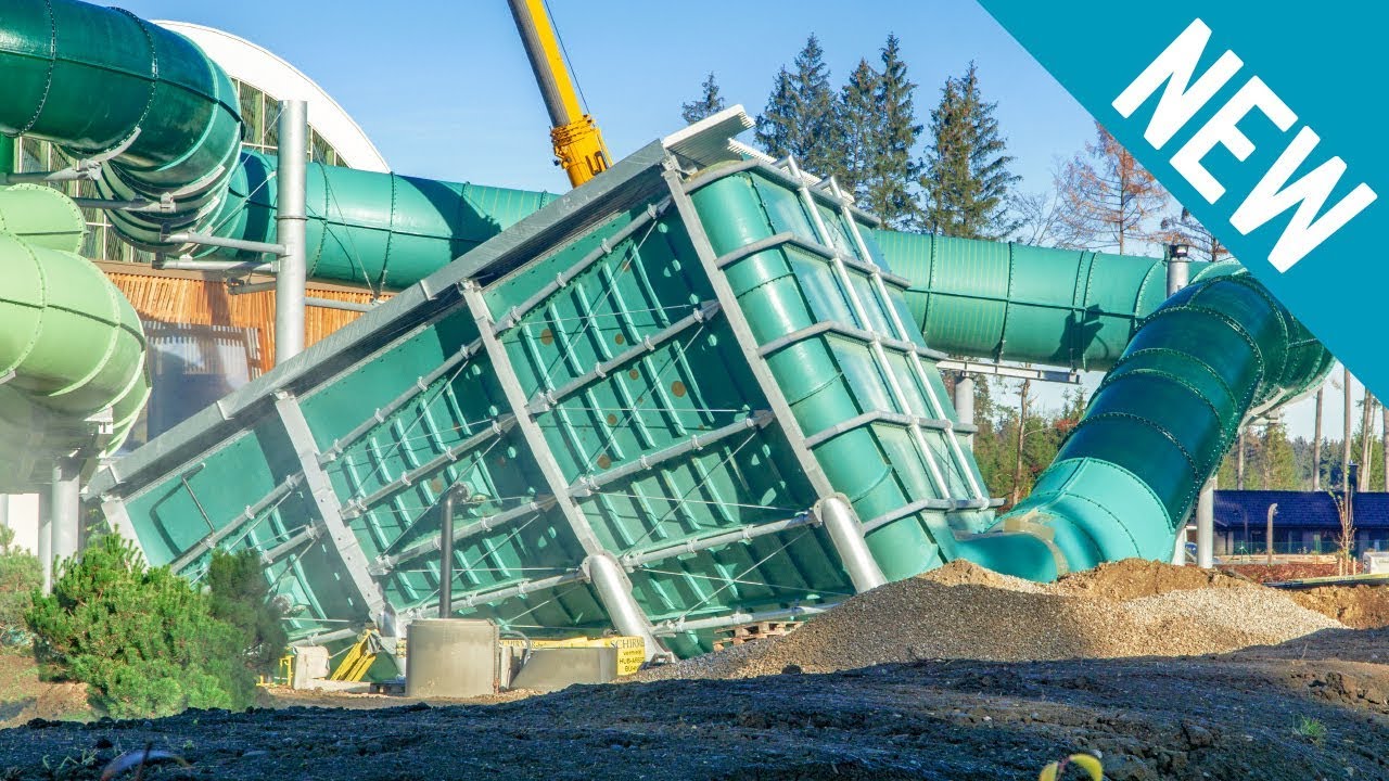 Huge AquaCrater Funnel Water Slide | Center Parcs Allgäu