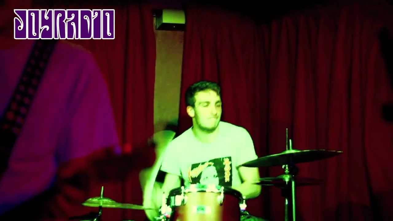 JOYRADIO - Push Me Away (live)