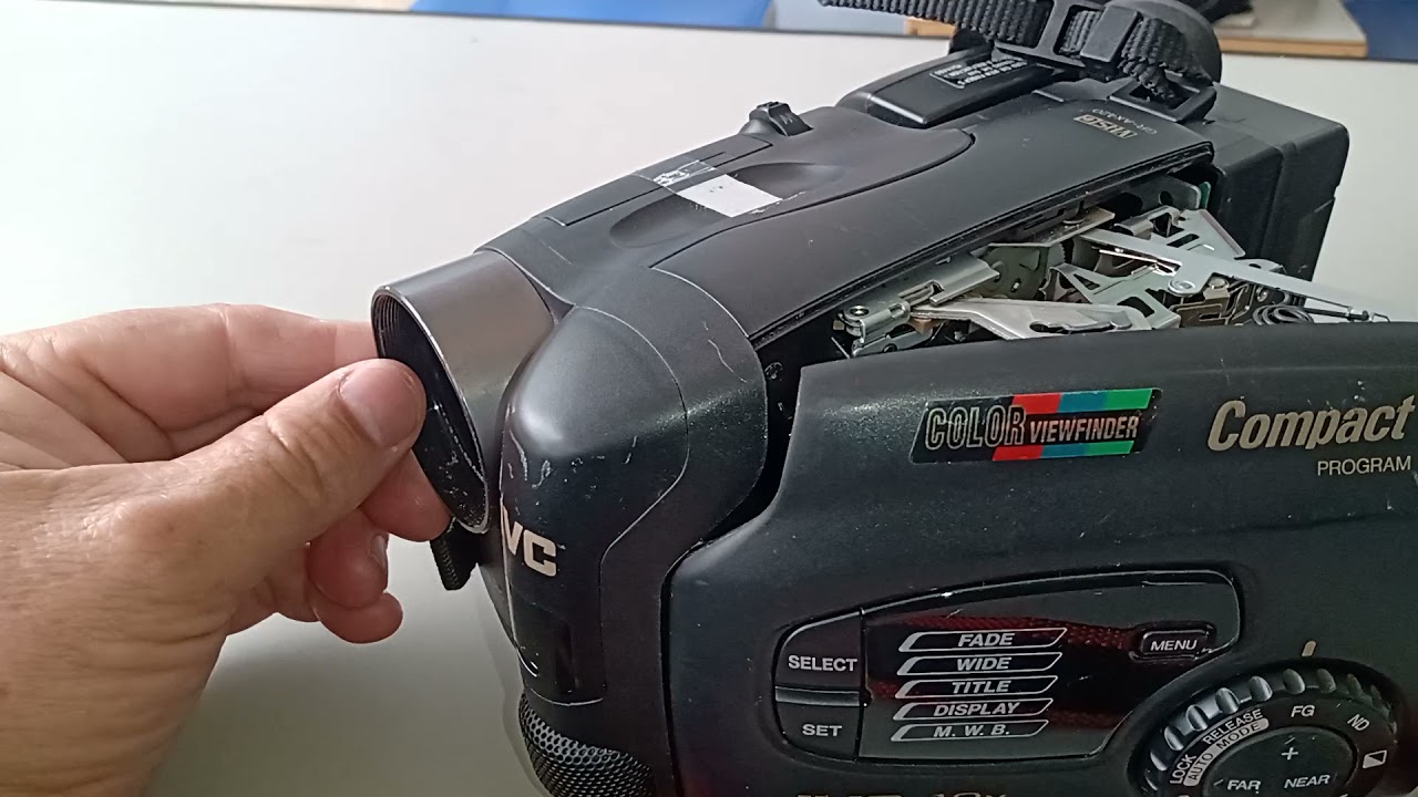Filmadoras VHS-C JVC GR-AX420U e SHARP VLE300B A VENDA