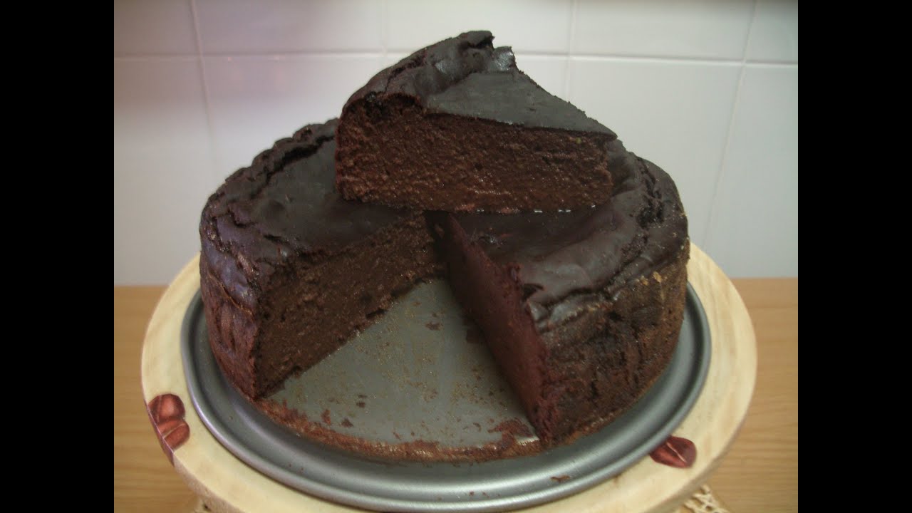 BIZCOCHO DE AGUACATE Y CACAO (CON TAGATOSA)