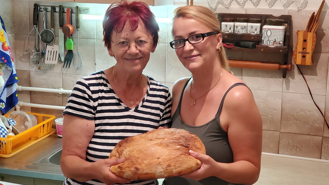 Mamin hleb u crepulji – Bread Under the Bell Like in My Childhood 🍞