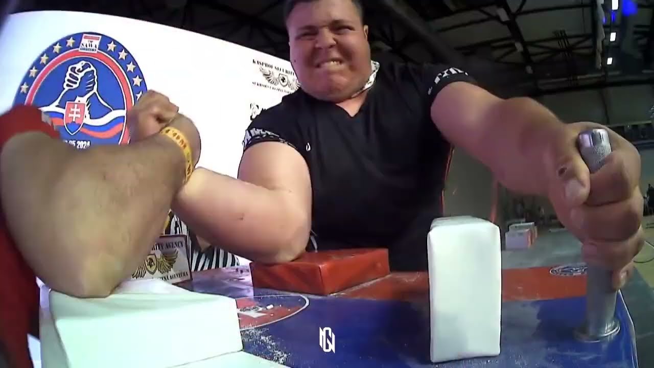 EUROPEAN ARMWRESTLING CHAMPIONSHIP 2024 - SENIOR MAN   110+KG RIGHT HAND