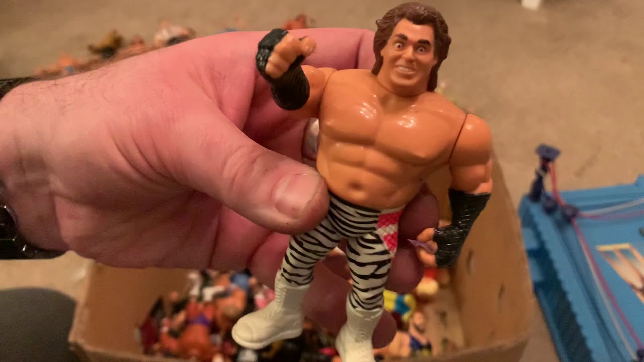 WWF Hasbro Figures - Unboxing 90’s Figures From the Attic