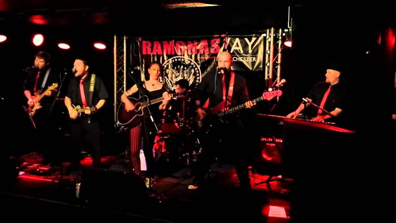 Fish Hook - Falling @ The Railway, Winchester
