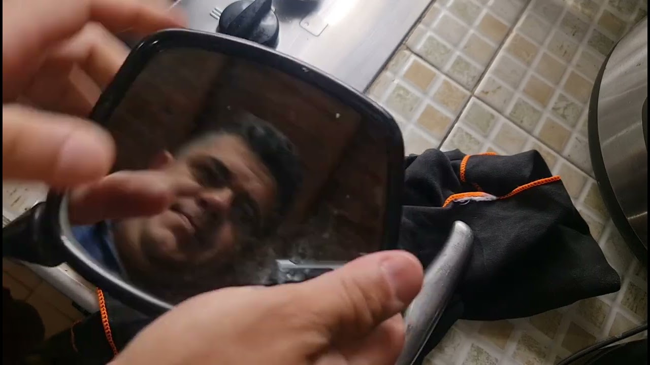 Truco para reparar el espejo de tu moto parte 2 .. ⚠️ No apto para cardíacos 🚧
