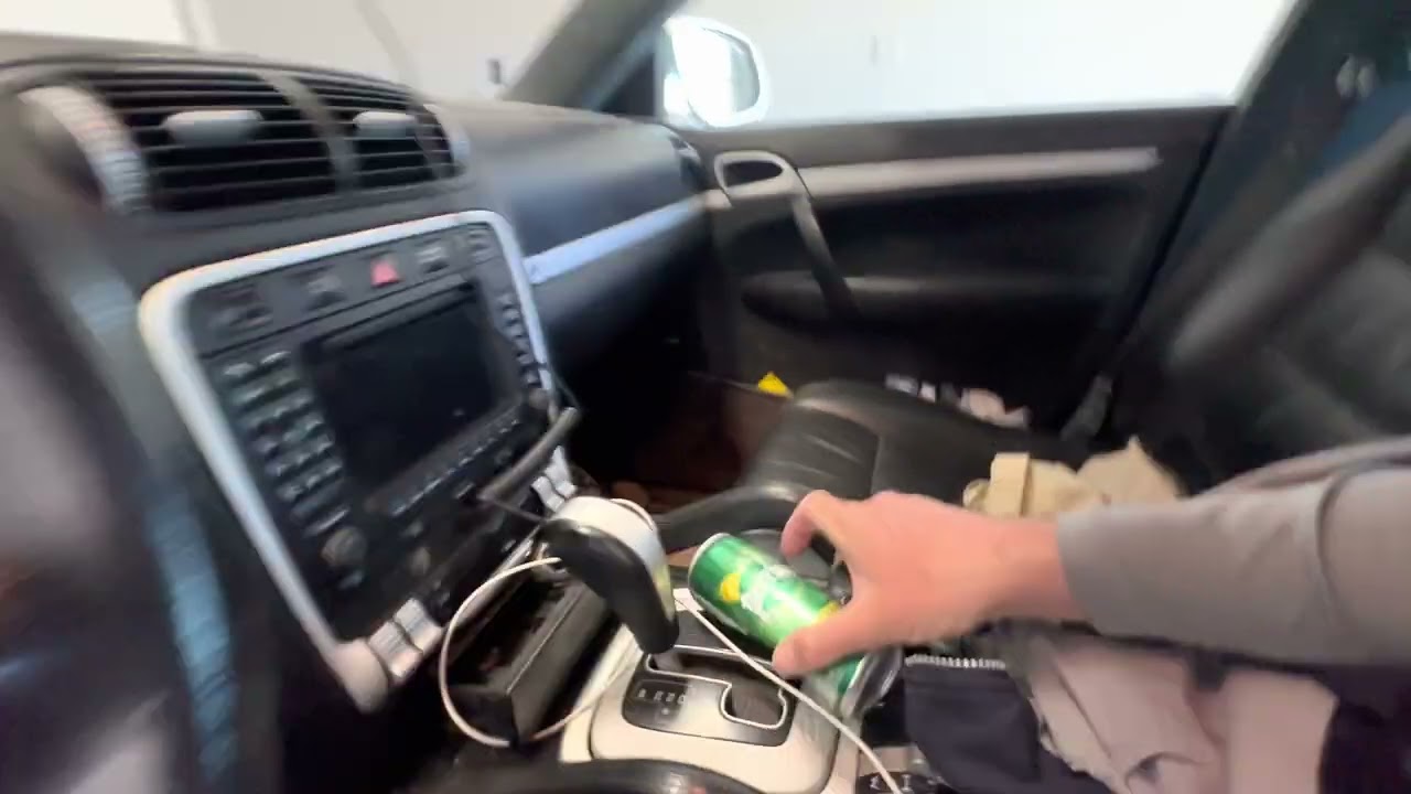 2006 Porsche Cayenne turbo S sound ￼￼￼