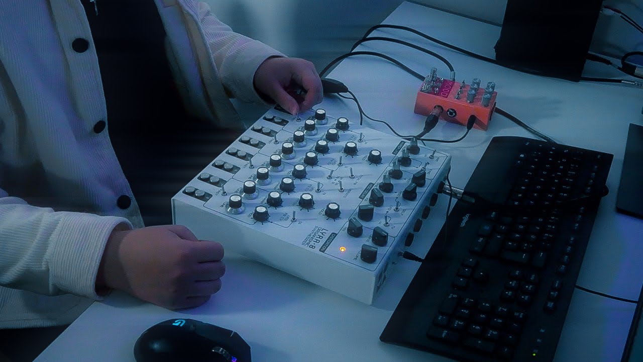 Krell - Live Drone Ambient (with SOMA Lyra-8 & Chase Bliss MOOD)