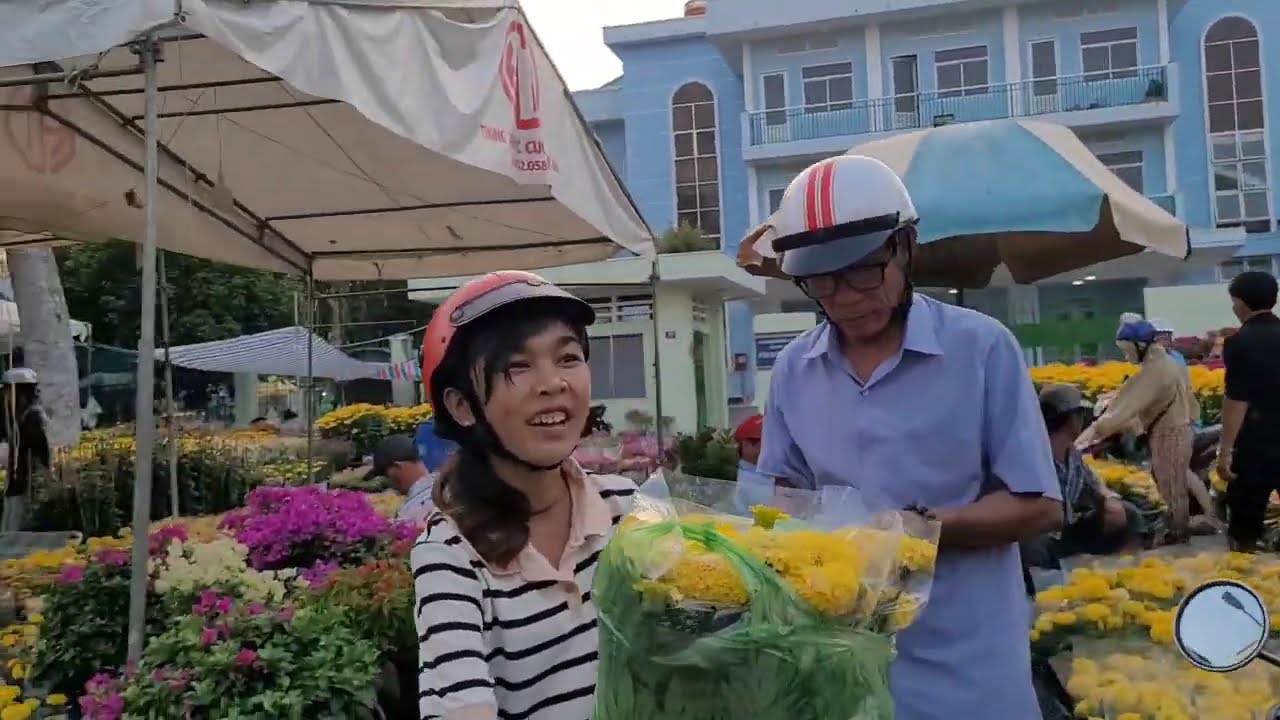 Chợ hoa Cao Lãnh ngày 28 Tết Bính Ngọ 2026
