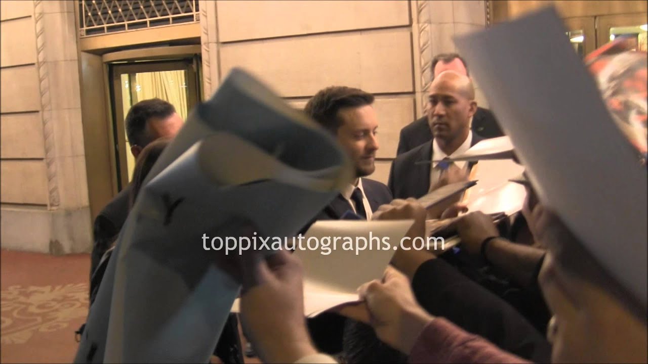 Tobey Maguire - Signing Autographs at 'The Great Gatsby' Premiere Party in NYC