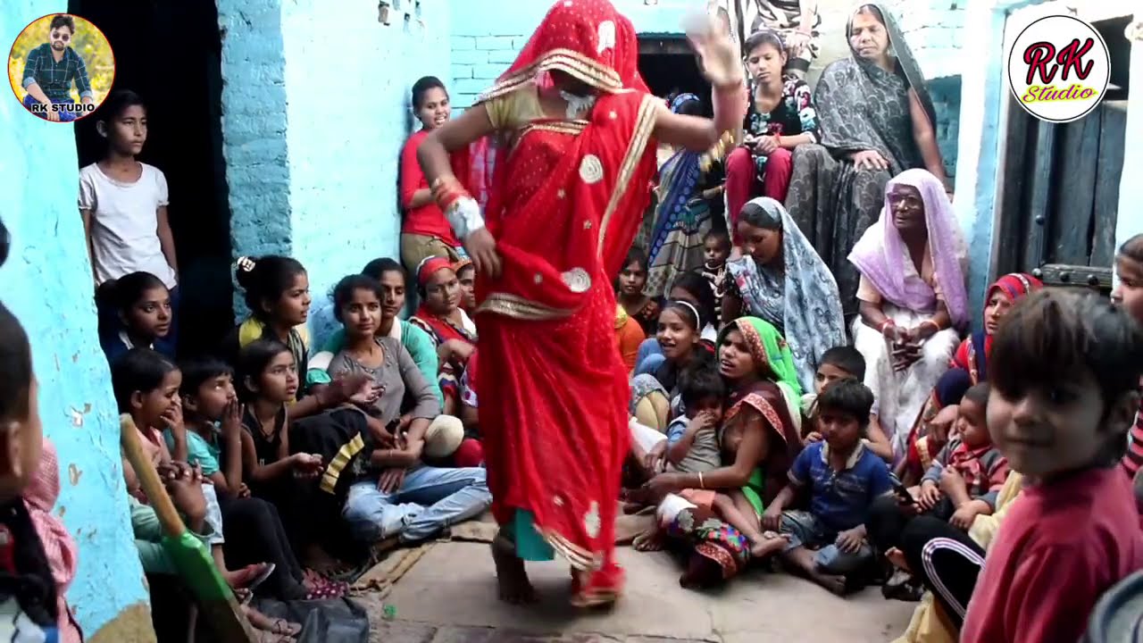 आगरे से घाघरा मंगा दे ओ राजा जी मैं तो डिलम डिल्ला पहनूंगी नई बहू का ससुराल में हुआ नाम आरकेस्टूडियो