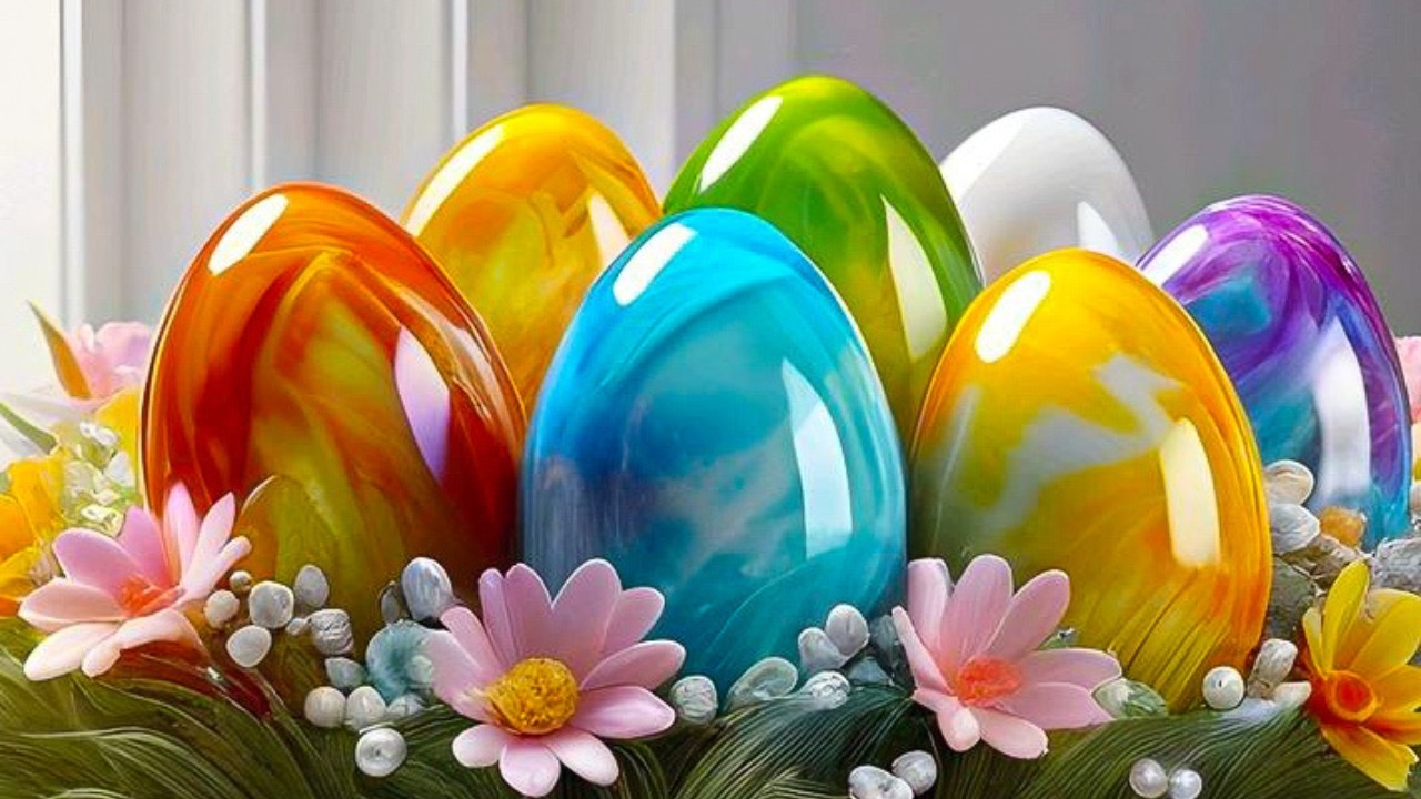 Simple Easter Egg Decorating Hacks | Creative & Natural Ideas 🥕🐇