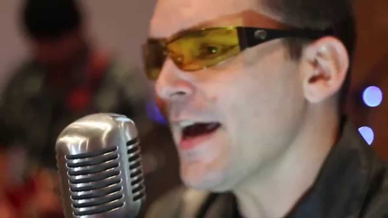 U2 Cover Station - Beautiful Day