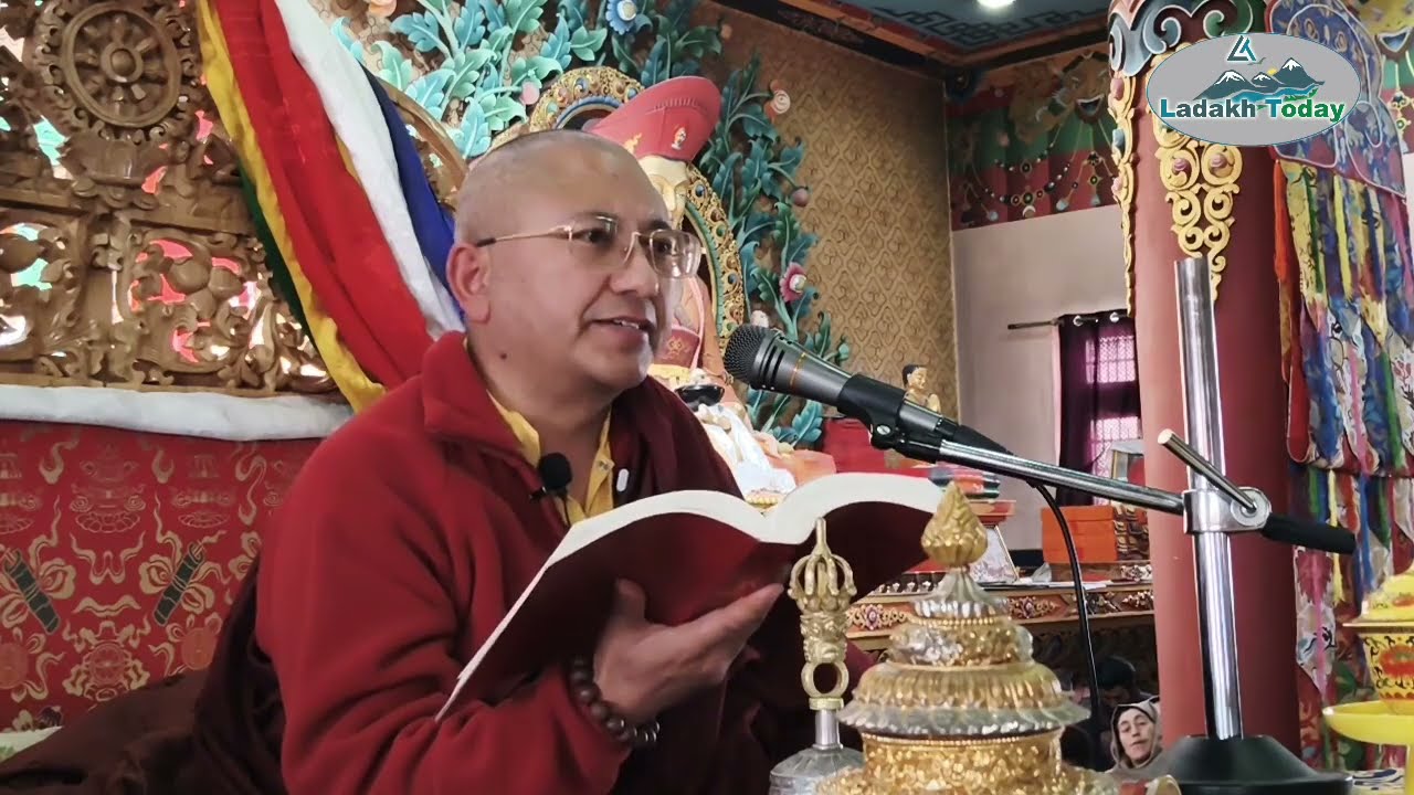 H E Bakula Rangdol Nyima Rinpochee || Dolma Prayer 