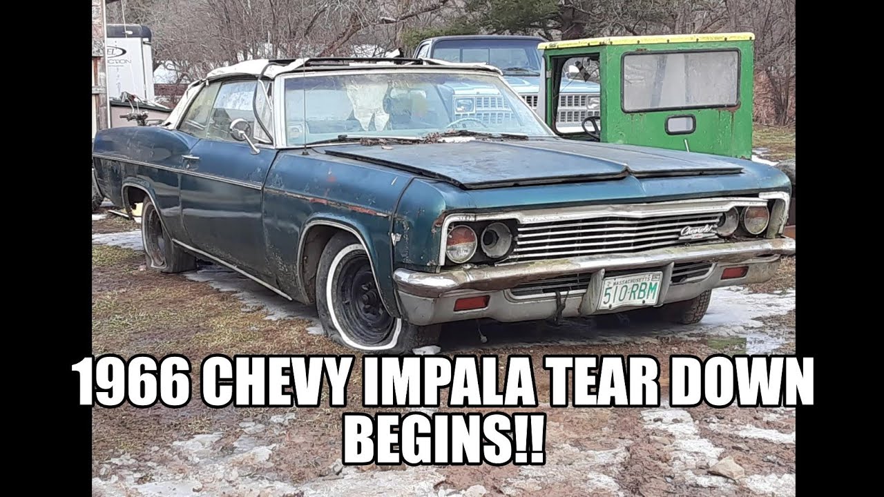 Началась разборка Chevrolet Impala 1966 года.