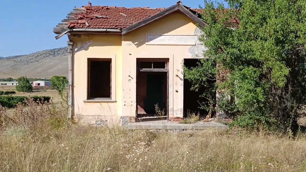 Ο παλιός Σιδηροδρομικός σταθμός στον Άγιο Παντελεήμονα Αμυνταίου Φλώρινας