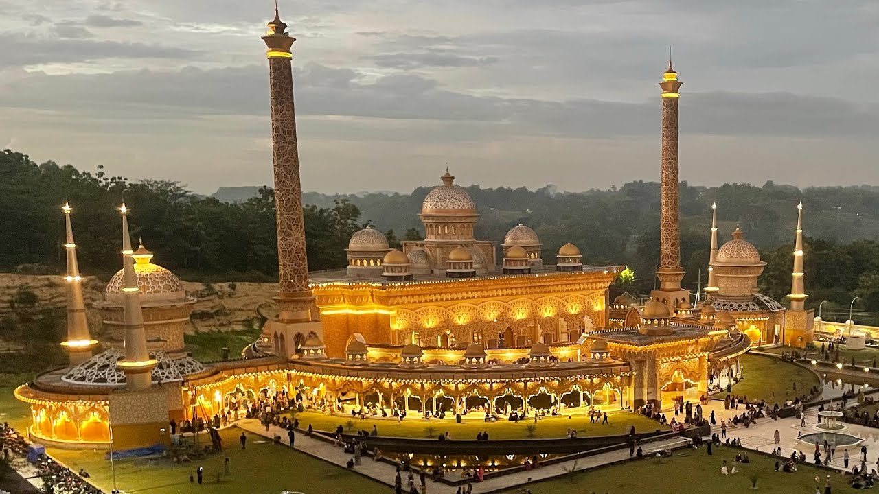 JAMA'AH MEMBLUDAK || Masjid An Nahda Di Senja Hari