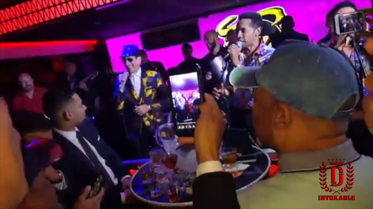 Jossie Esteban Y La Patrulla 15 - El Tigueron (En Vivo)