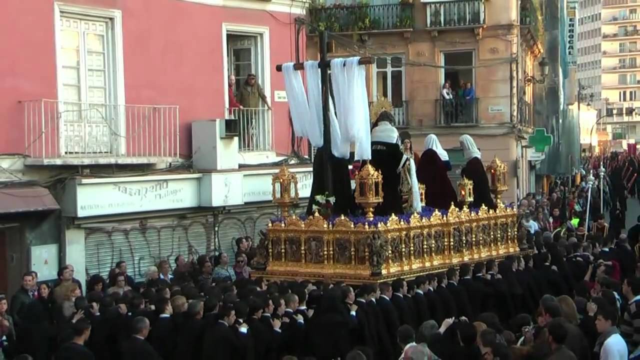 A PIE DE TRONO 2010: CALVARIO. HD www.lacamaracofrade.com