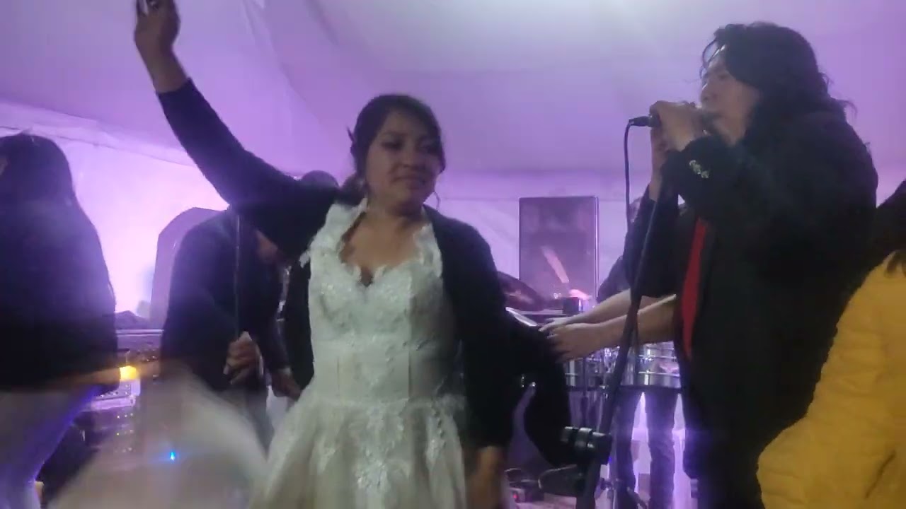 La Nueva Klasse en vivo #quitoecuador #imbabura  #musica