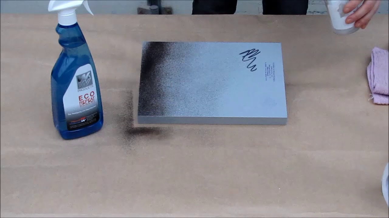 Graffitientfernung mit unseren Oberflächen und Reinigern