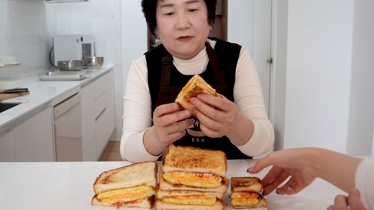 두툼한게 너무 맛있어서 또!또!또! 만들어 먹는 길거리토스트 🥪