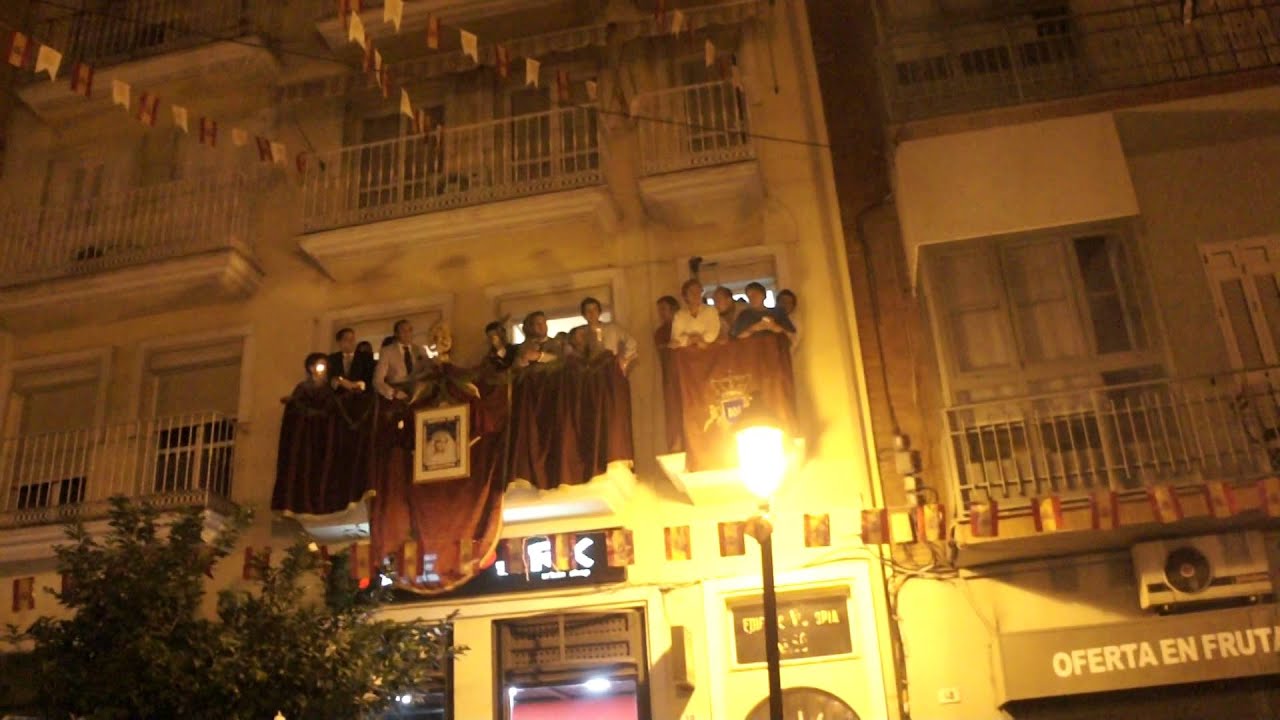 CORONACIÓN DEL ROCIO DE MÁLAGA -  SEVILLANA EN CALLE VICTORIA