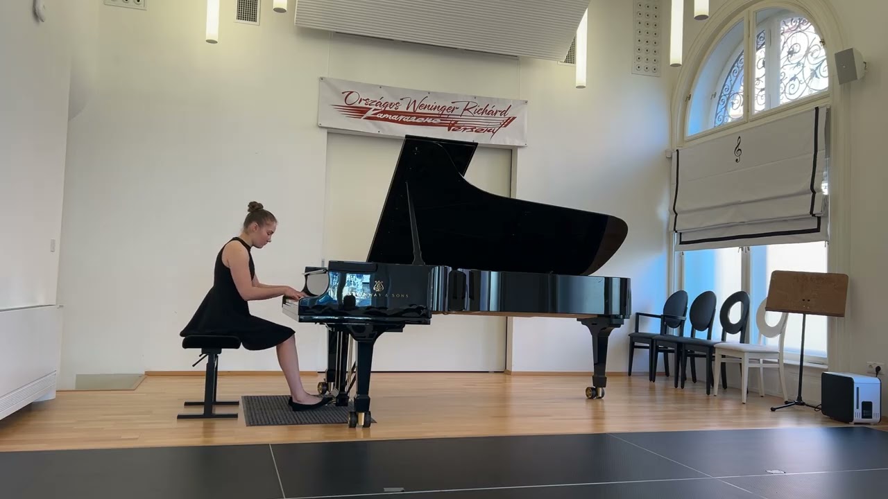 Beethoven: Sonata E major I. Op. 14 - Asztalos Antónia