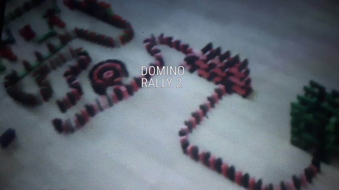 Domino Rally 2 (1100 Dominoes)