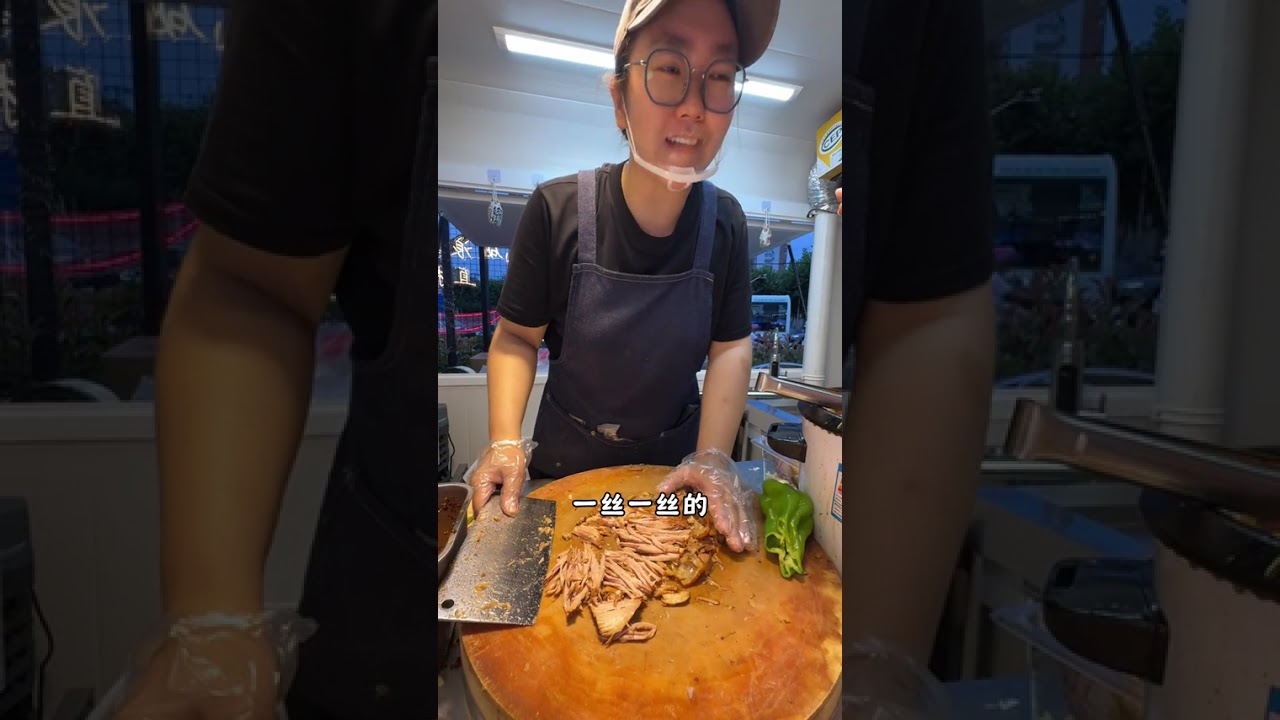 谁说上海没有夜生活～好吃好玩好逛的夜市来了～