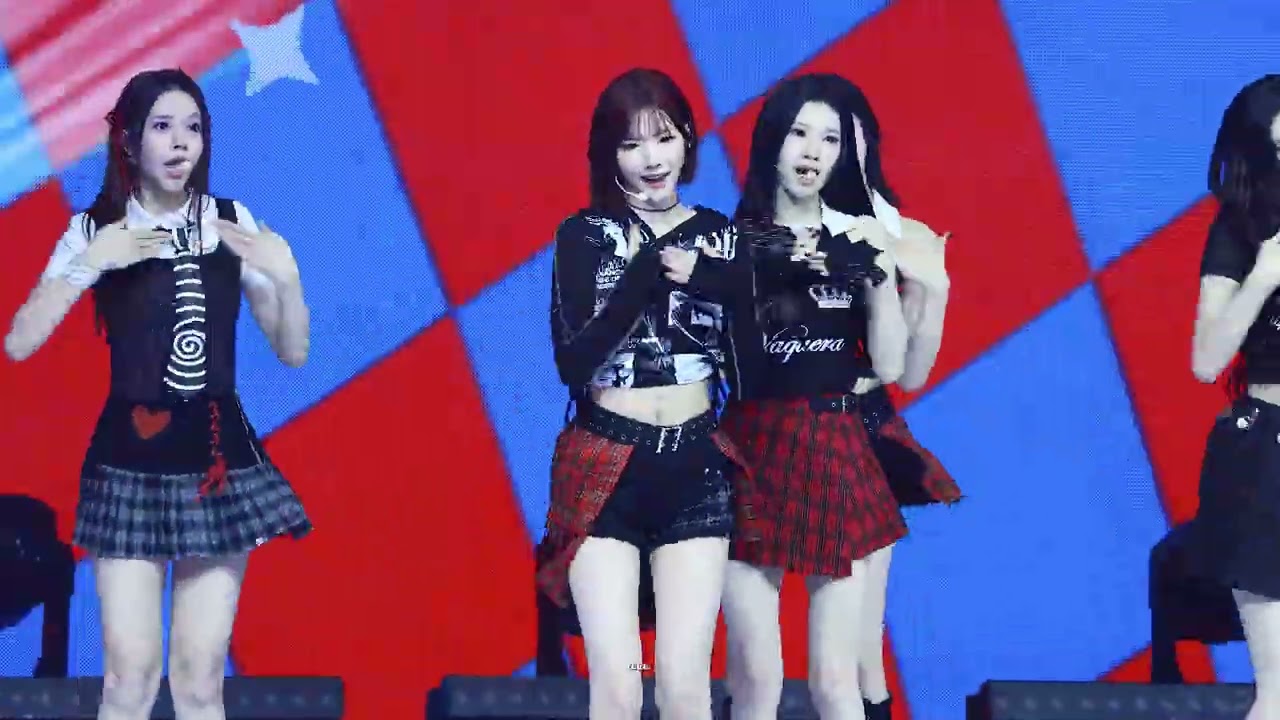 260222 하츠투하츠 지우 Hearts2Hearts JIWOO '빨간 맛 (Red Flavor) + Electric Shock ' 4K 직캠 @HEARTS 2 HOUSE
