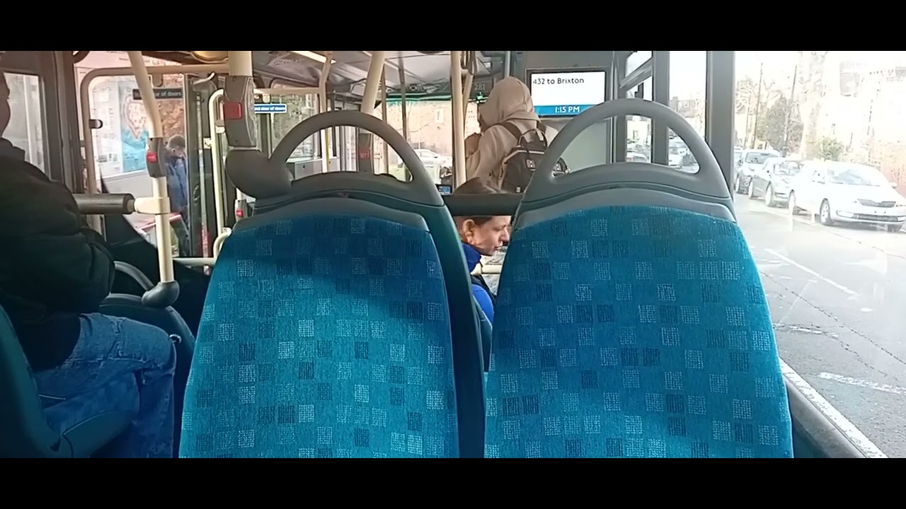 Arriva London South | bus route 432 (LK17AKN) HV281