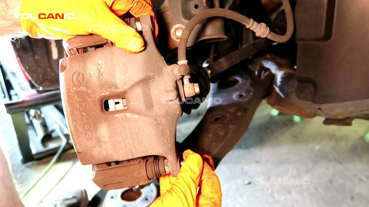 2014-2018 Mazda 3 Front Brake Pad Replacement