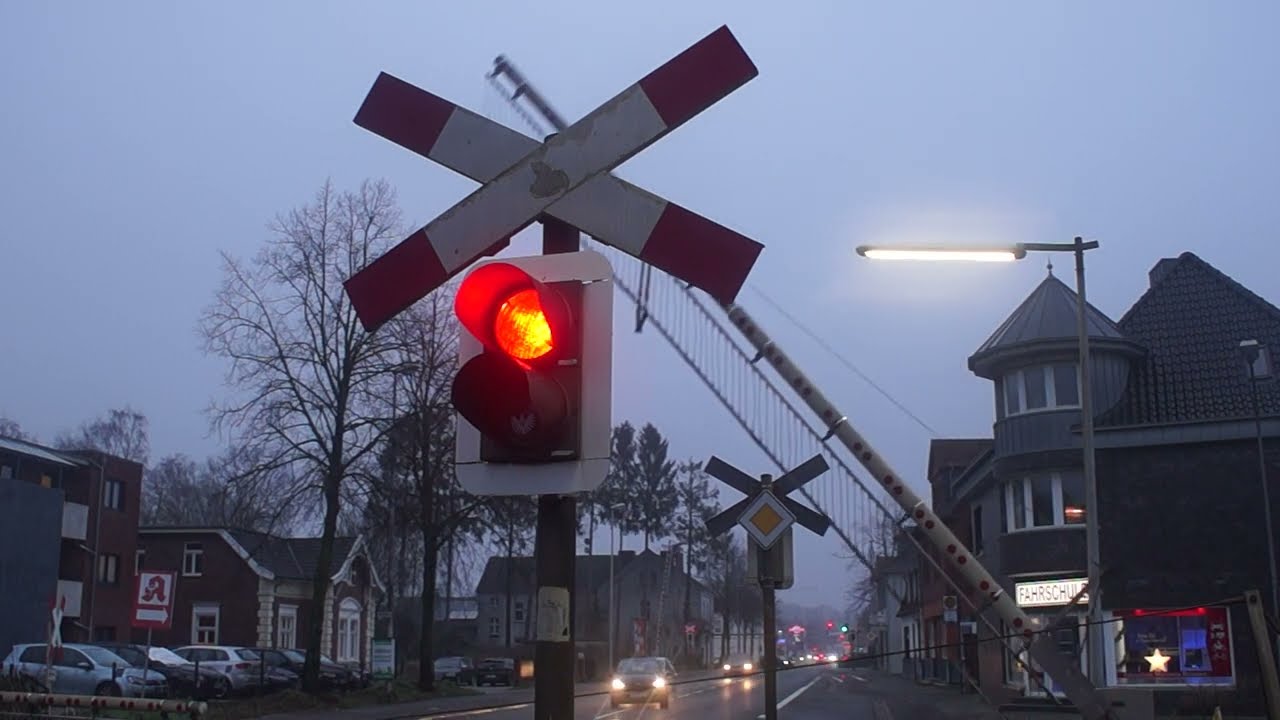 Bahnübergang Gronau // Railroad Crossing // Spoorwegovergang (D)
